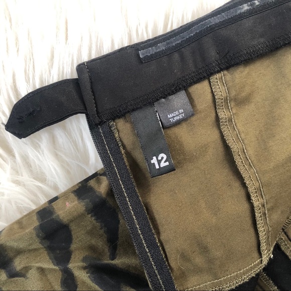 H&M Green Tiger Military Mini Dress L 12 - Picture 4 of 6